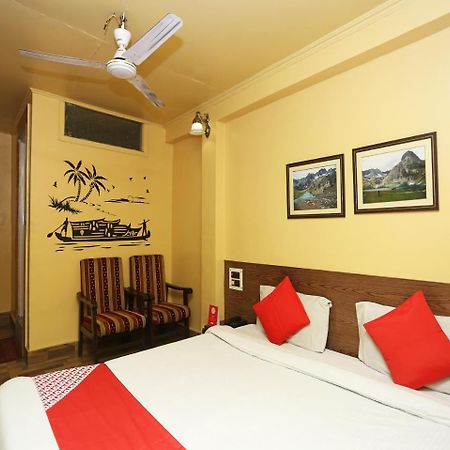 Oyo 4529 Hotel Star Of Kashmir ศรีนาการ์ ภายนอก รูปภาพ