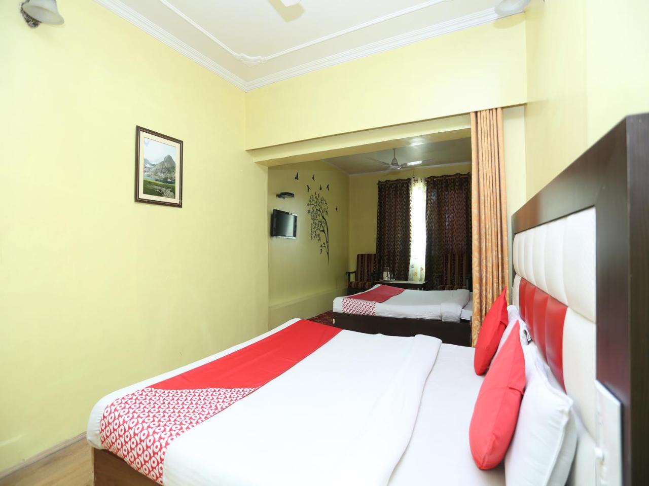 Oyo 4529 Hotel Star Of Kashmir ศรีนาการ์ ภายนอก รูปภาพ