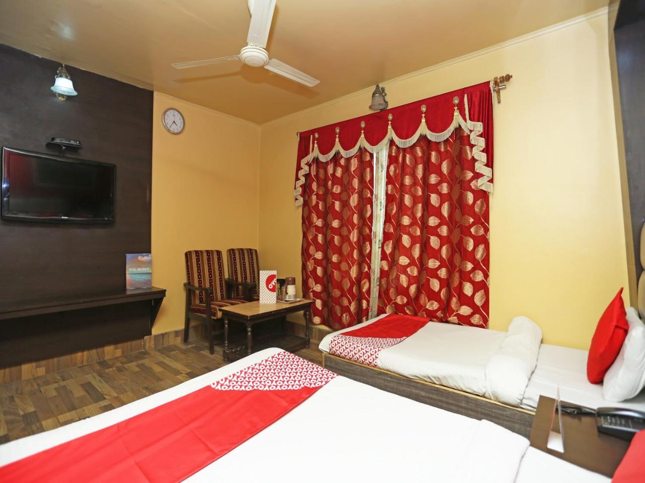 Oyo 4529 Hotel Star Of Kashmir ศรีนาการ์ ภายนอก รูปภาพ