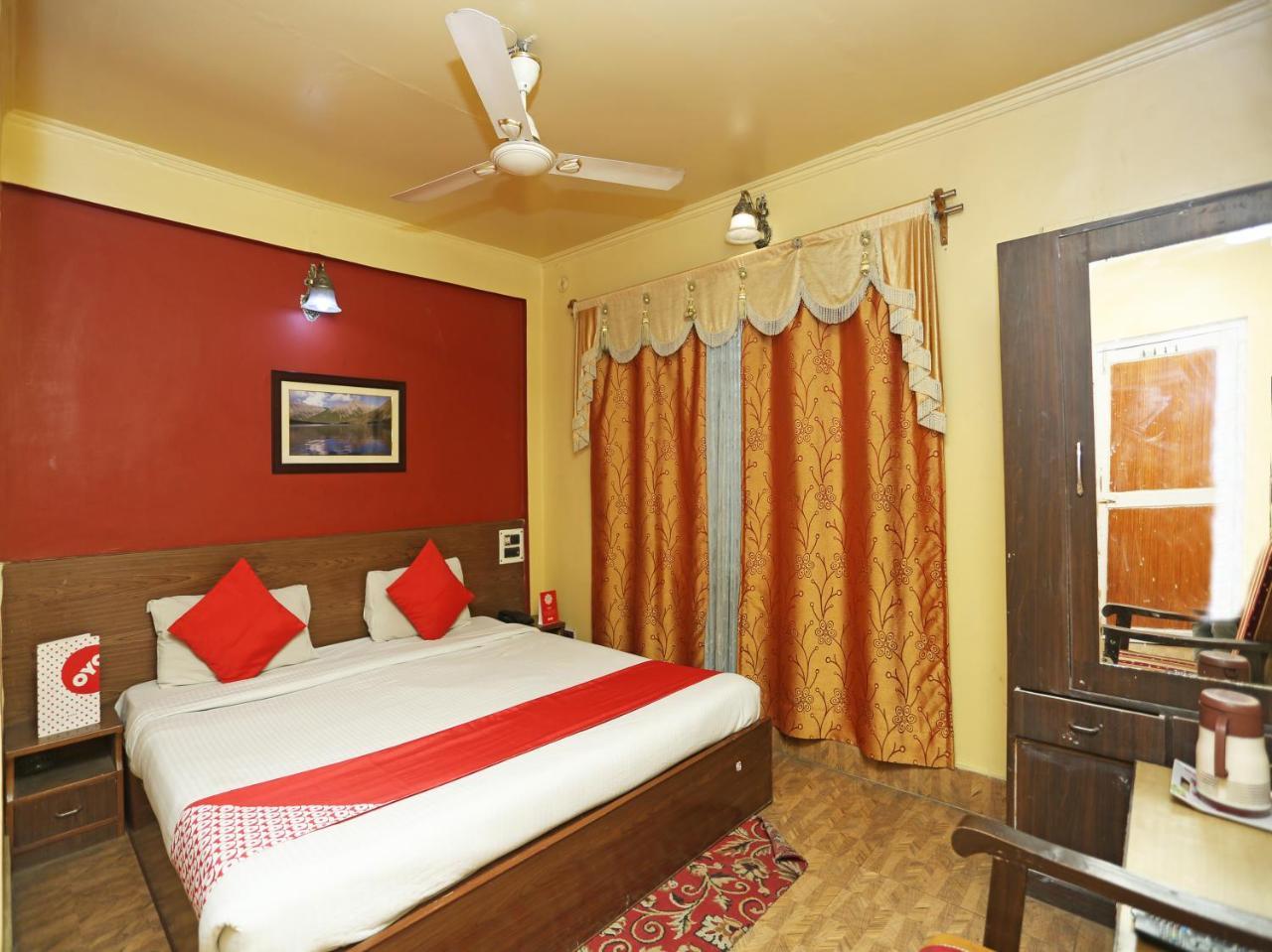 Oyo 4529 Hotel Star Of Kashmir ศรีนาการ์ ภายนอก รูปภาพ