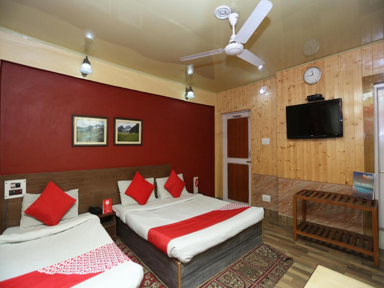 Oyo 4529 Hotel Star Of Kashmir ศรีนาการ์ ภายนอก รูปภาพ