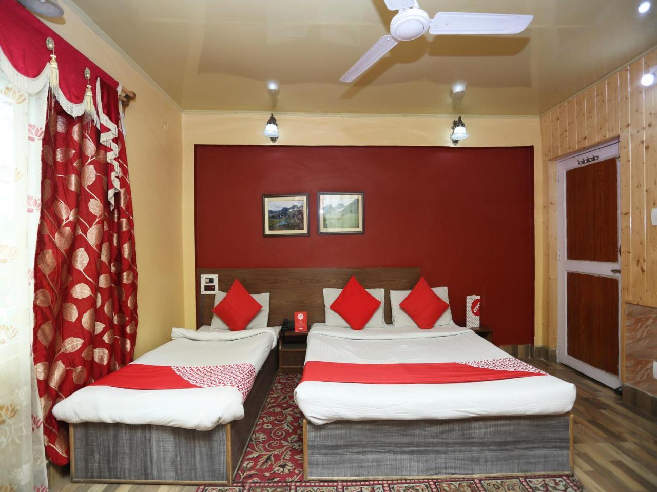 Oyo 4529 Hotel Star Of Kashmir ศรีนาการ์ ภายนอก รูปภาพ